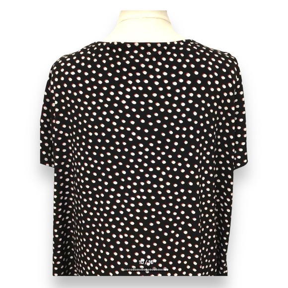 Liz Claiborne Career Woman Pleated Scoop Neck Polka Dot Blouse, Black, sz 3X - Picture 4 of 10